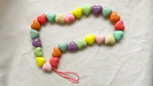 Cadena para el telefono de corazones grande de colores