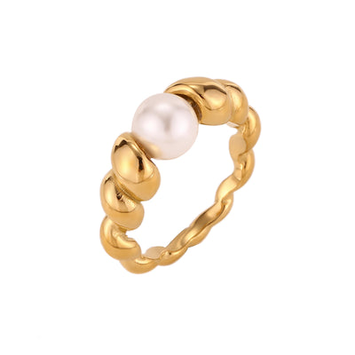 Anillo tipo cuerda retorcida de acero inoxidable dorado con perla sintética 