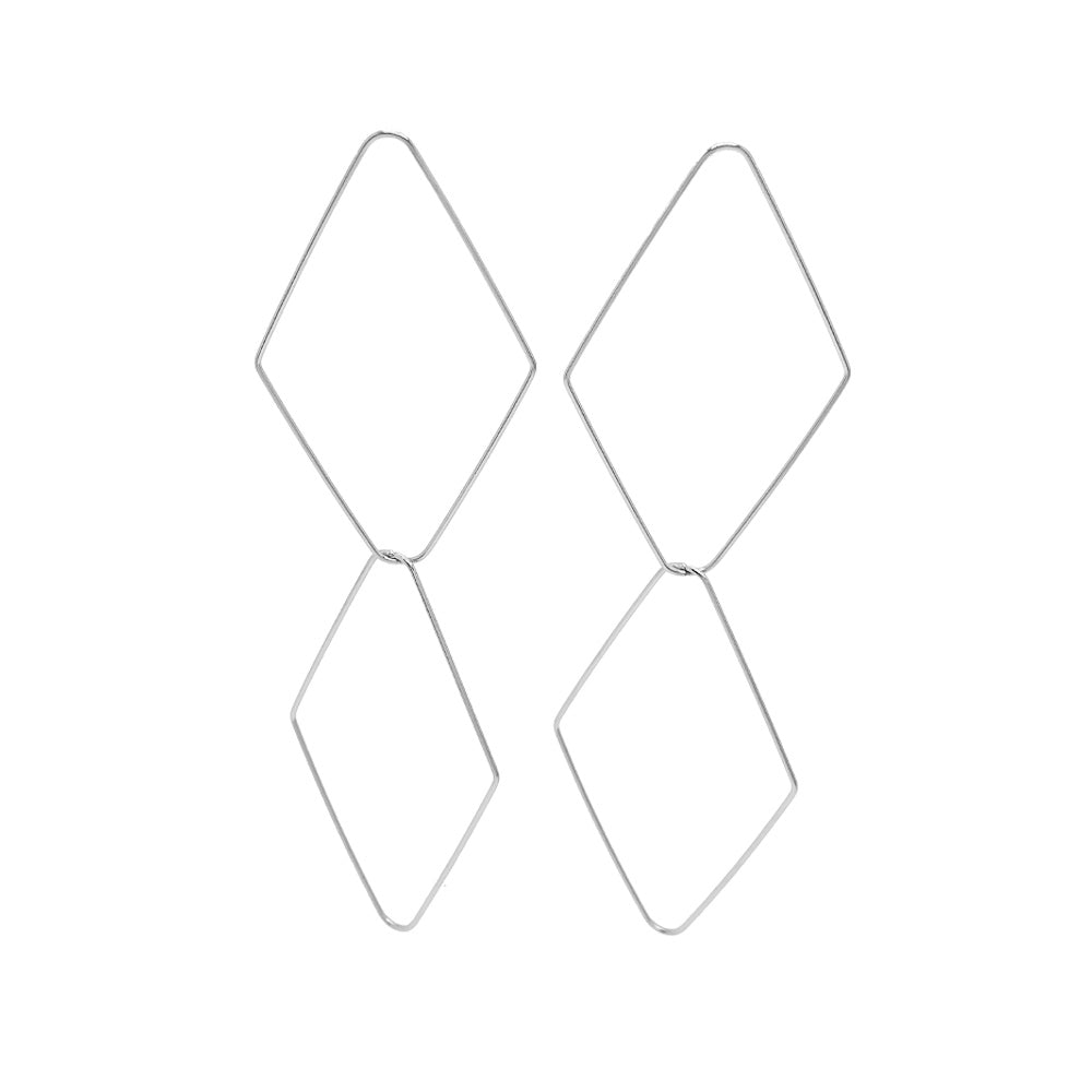 Pendientes largos en forma de rombos finos de acero inoxidable plateado