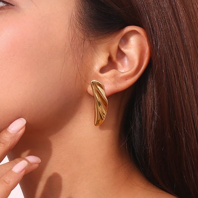 Pendientes en forma de Alas de color dorado perfectos para bodas y eventos