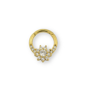 Piercing de aro en forma de flor de plata de ley con un baño de oro ideal para nariz, oreja y boca