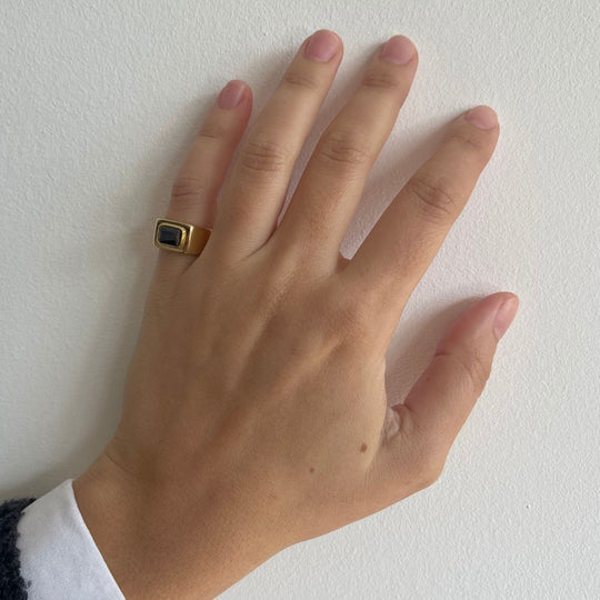 Como Usar Donde Se Pone Un Anillo Un Hombre En Qué Mano Va El - Main Image