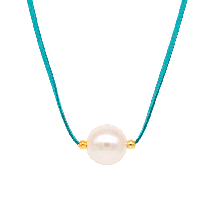 Nia Letter Necklace