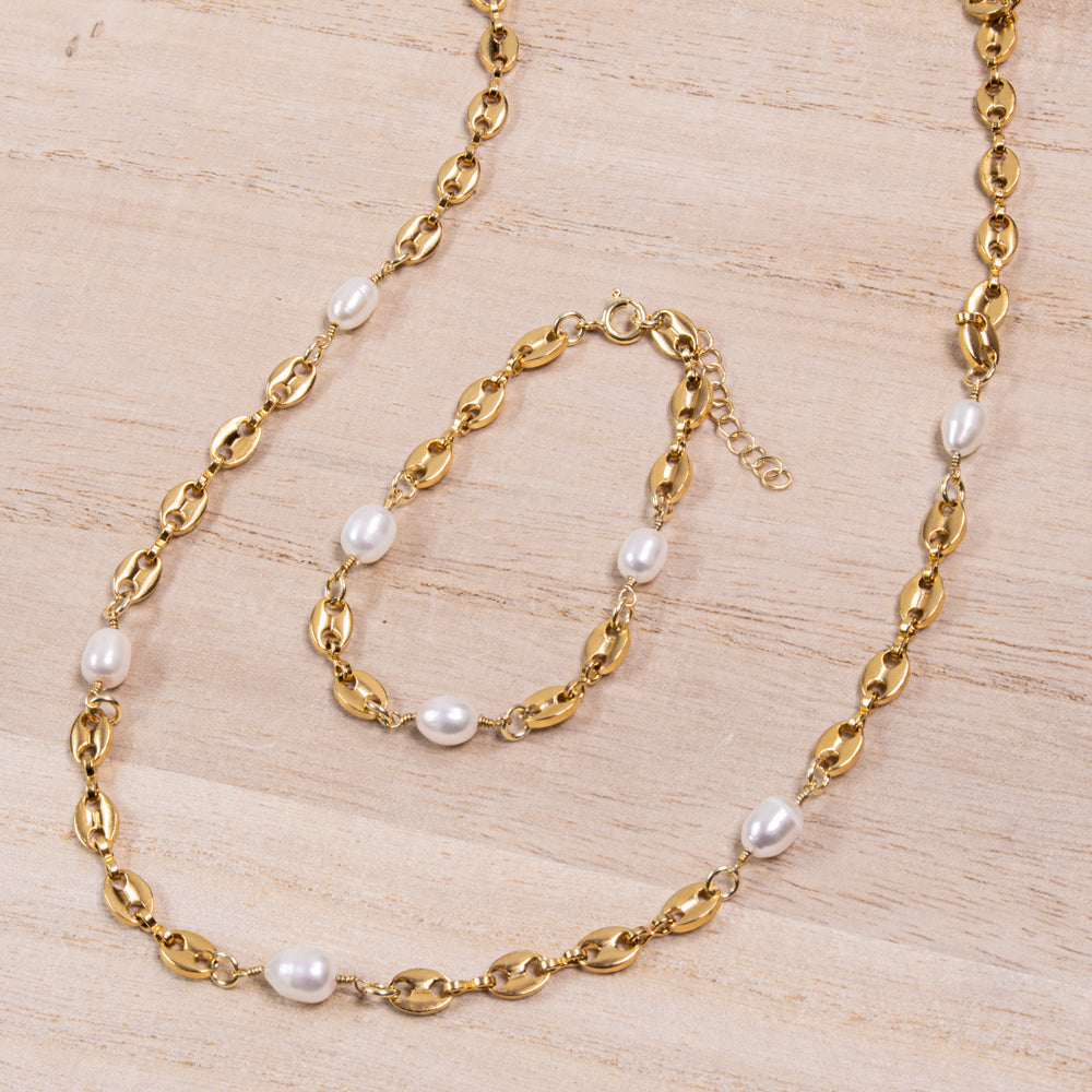 Ale Pearl Necklace