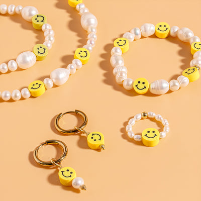 Smile Pearl Earrings (1 Unit)