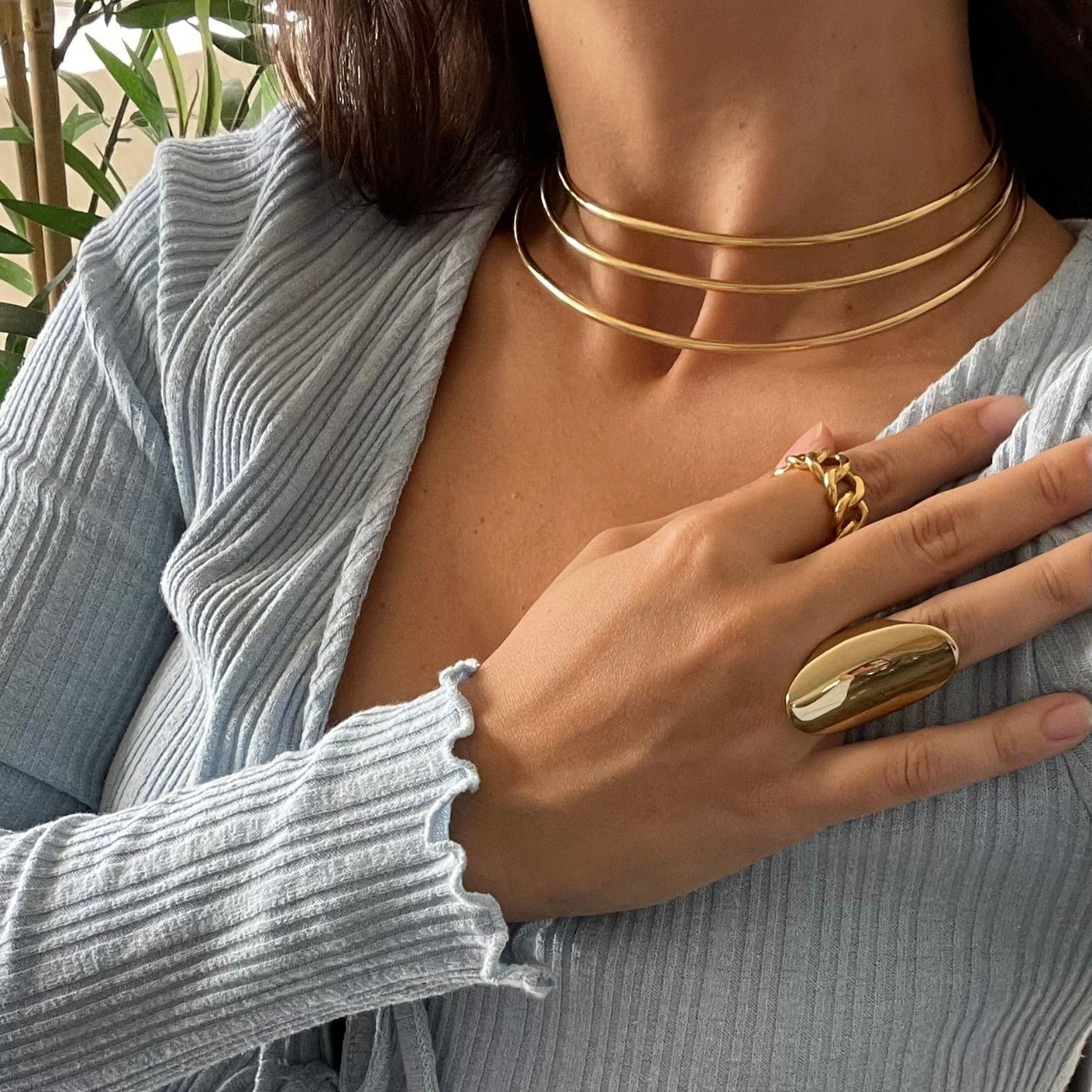 choker dorado triple anillos dorados anchos